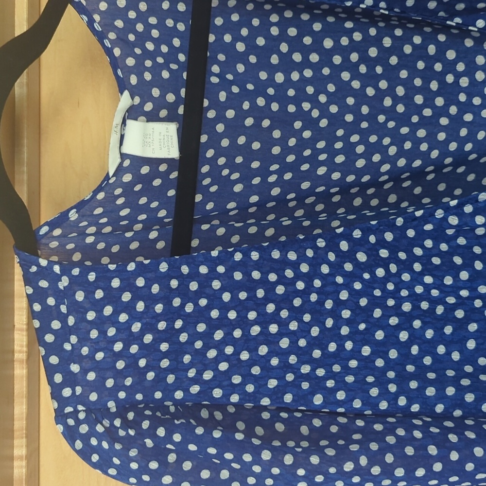 H&M wrap blouse - Picture 2 of 6